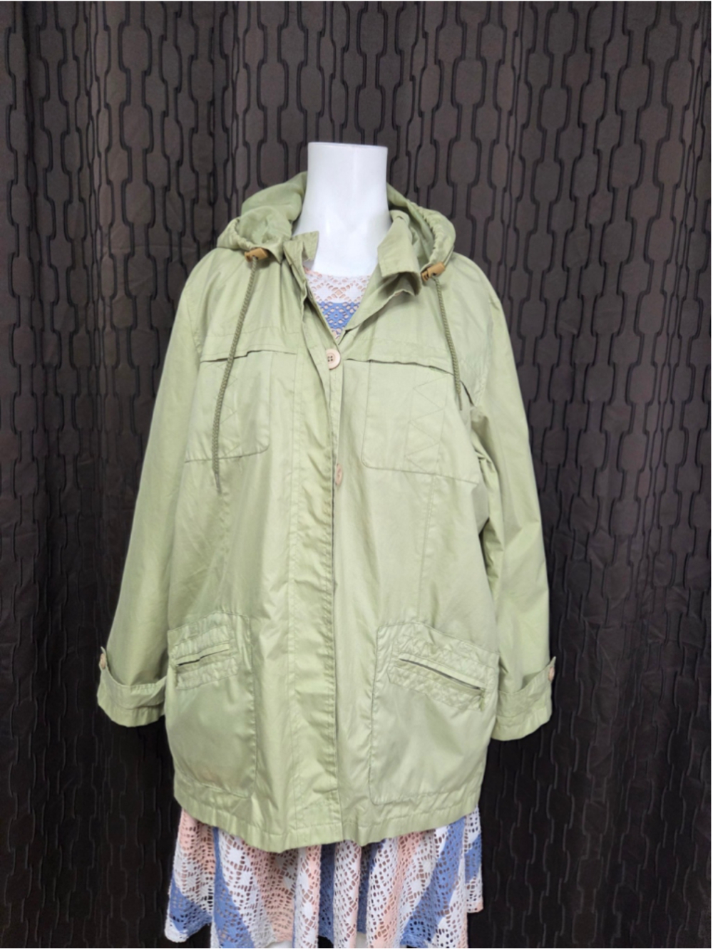 Women's Tudor Court Green Hooded Jacket Size L